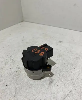 Volvo S80 Ignition lock contact 8645228