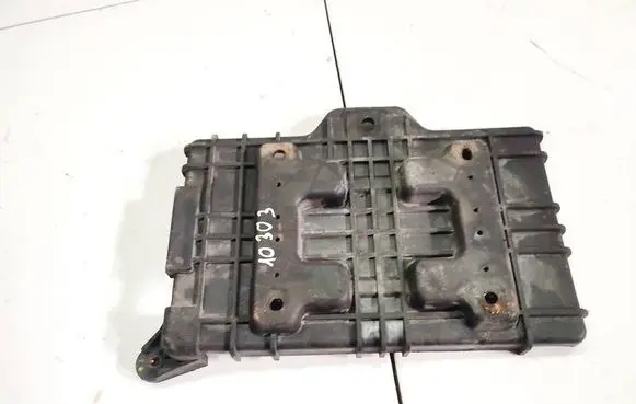 Hyundai Santa Fe Battery box tray cover/lid 