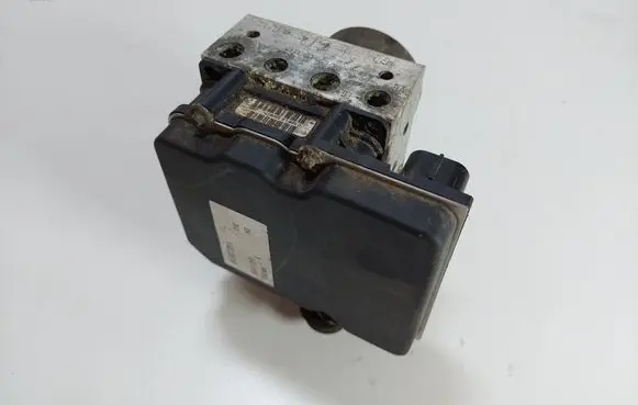 Audi A4 S4 B8 8K ABS Pump 8K0907379K