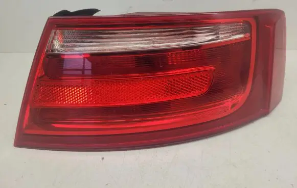 Audi A5 8T 8F Rear/tail lights 8T0945096 AU484