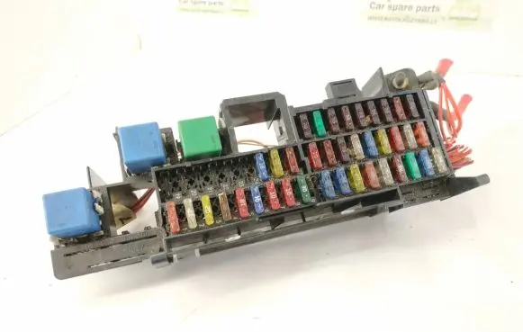 Mercedes-Benz Vaneo W414 Fuse box set 25760352 1685453340 A1685453340