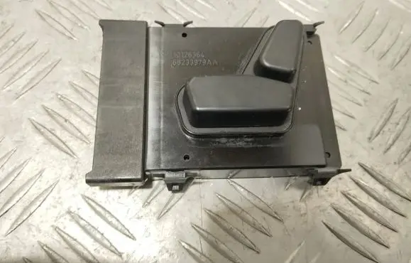 Chrysler Pacifica Seat control switch 68233979AA