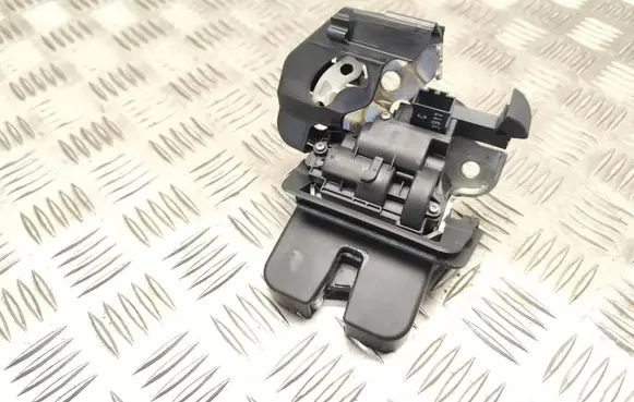 Audi A6 S6 C7 4G Tailgate/trunk/boot lock/catch/latch 4G9827520