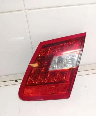 Mercedes-Benz E W212 Tailgate rear/tail lights A2128200864