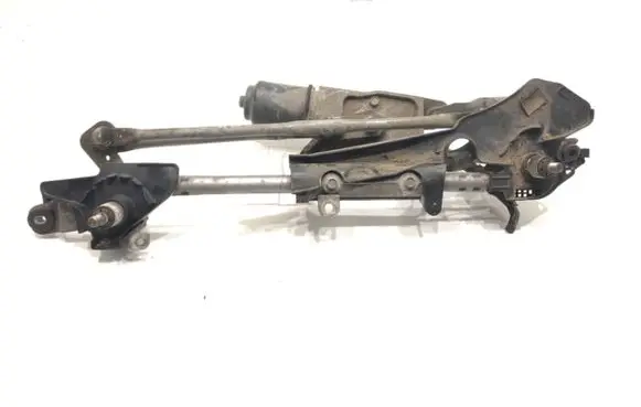 Mazda 3 II Front wiper linkage and motor