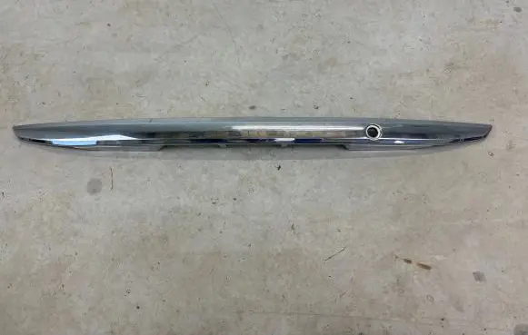 Toyota Corolla E140 E150 Trunk door license plate light bar 76801-02630 CH048