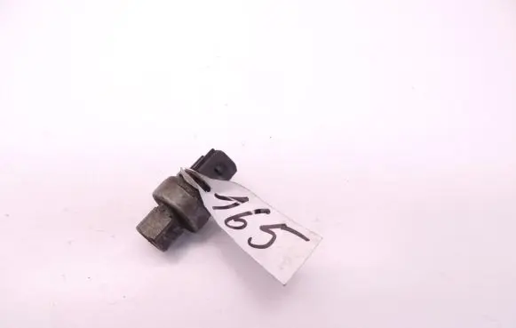 Volvo S60 Air conditioning (A/C) pressure sensor 30676560 D165