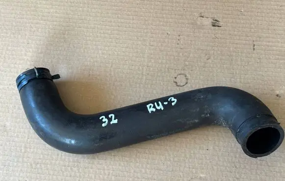Intercooler hose/pipe
