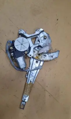 Honda CR-V Rear door window regulator with motor