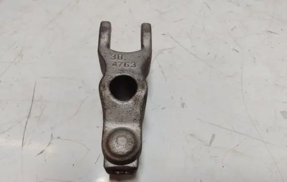 Opel Vectra C Fuel Injector clamp holder 304763