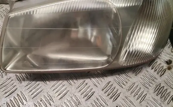 Hyundai Accent Headlight/headlamp m60gf20