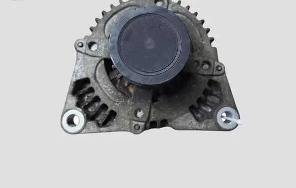 Ford Kuga I Generator/alternator 8M5T10300YB 1042105711 31285503