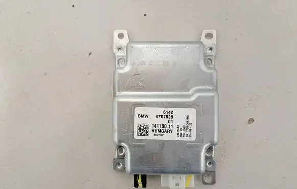 BMW X3 G01 Voltage converter/converter module 8707828 6819838