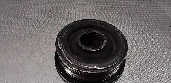 BMW 5 E60 E61 Crankshaft pulley