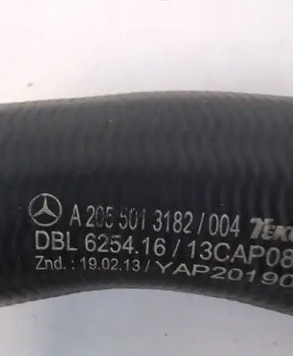Mercedes-Benz GLC X253 C253 Engine coolant pipe/hose A2055013182
