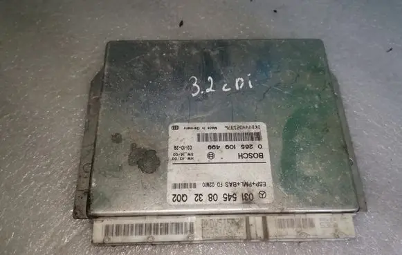 Mercedes-Benz E W210 ABS control unit/module 0315450832 0265109499