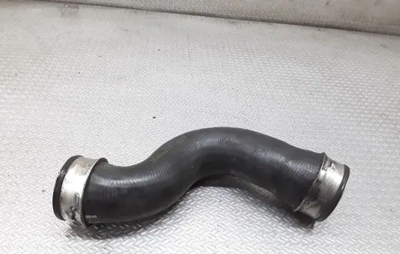 Intercooler hose/pipe