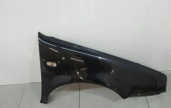 Volkswagen Golf IV Fender 