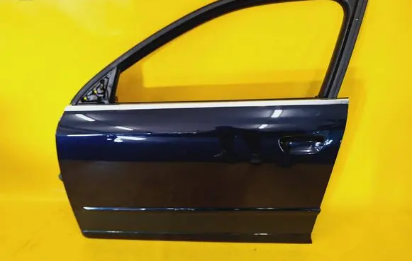 Audi A4 S4 B6 8E 8H Front door