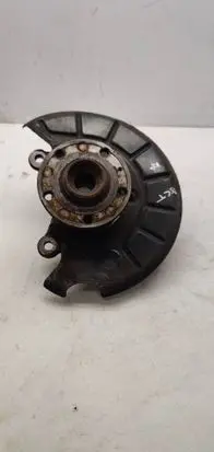Skoda Octavia Mk2 (1Z) Front wheel hub