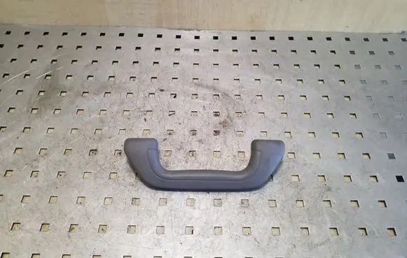 Honda CR-V Rear interior roof grab handle