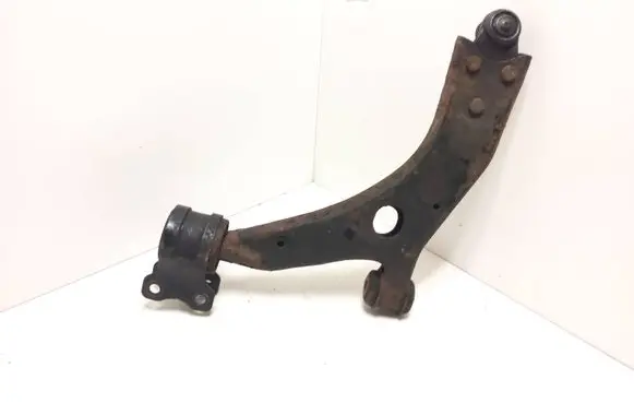 Volvo C30 Front lower control arm/wishbone