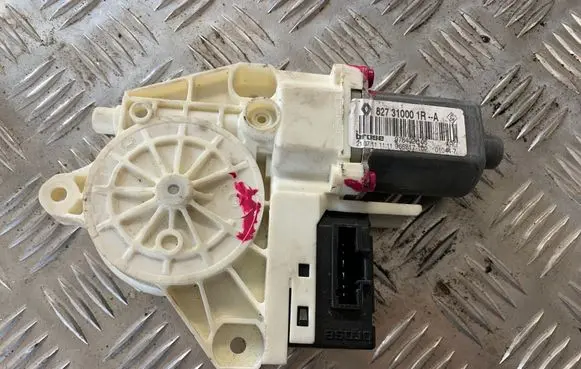 Renault Laguna III Rear door window regulator motor 827310001R