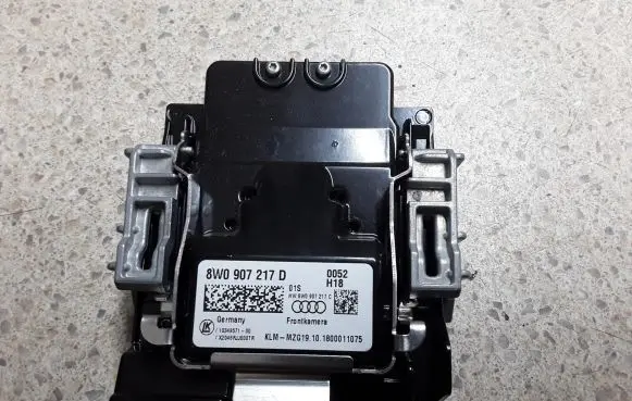 Audi A4 S4 B9 Windshield/windscreen camera 8W0907217D