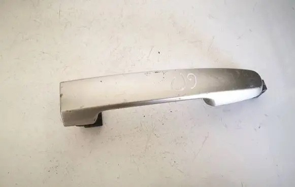 Toyota Corolla Verso E121 Front door exterior handle 