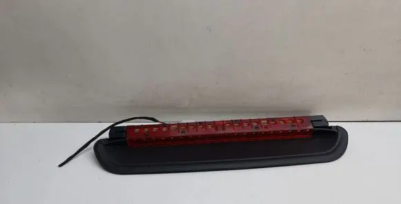 BMW 3 E90 E91 Third/center stoplight 168644