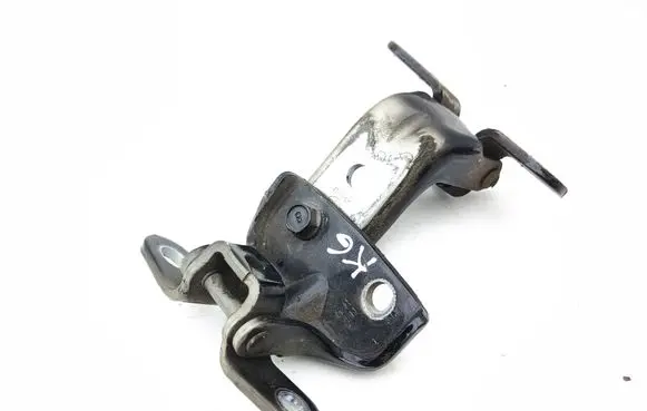 Rear door hinge set