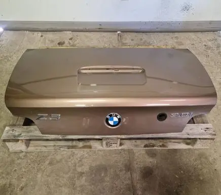 BMW Z3 E36 Tailgate/trunk/boot lid 41620307013 0307013