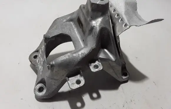 Audi A6 S6 C8 4K Engine mounting bracket 4M0199308CE