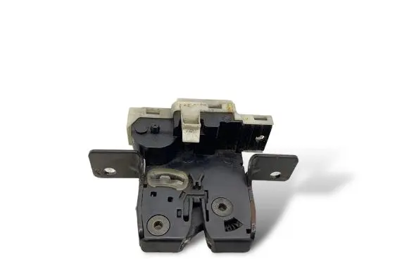 Renault Megane II Tailgate/trunk/boot lock/catch/latch 8200076240