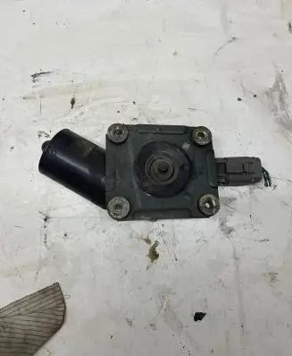 Nissan Terrano Wiper motor 964866 390332384