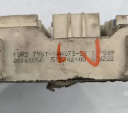 Ford Focus Fuse module 7M5T14A073CE 00161858 519242408