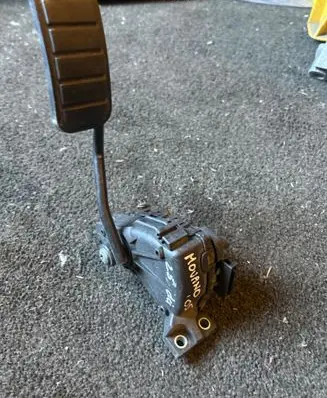 Opel Movano A Accelerator throttle pedal 6PV00811904 7700314525