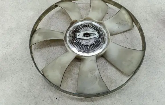 Volkswagen Crafter Viscous fan 86217NISSENS