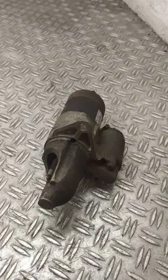 Subaru Forester SF Starter motor 23300AA381 M000T83981
