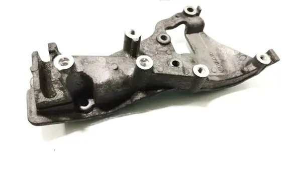 Mitsubishi ASX Engine mounting bracket 1801A070