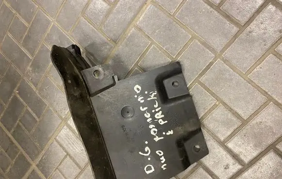 BMW 1 E81 E87 Rear mudguard 51777117638