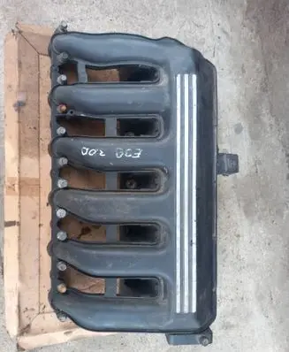 BMW 5 E39 Intake manifold 2247439