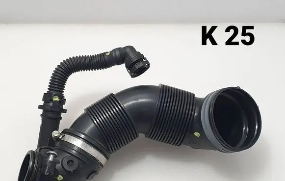 Volkswagen Tiguan Turbo air intake inlet pipe/hose 5Q0129635 5QA129654G 04L103493