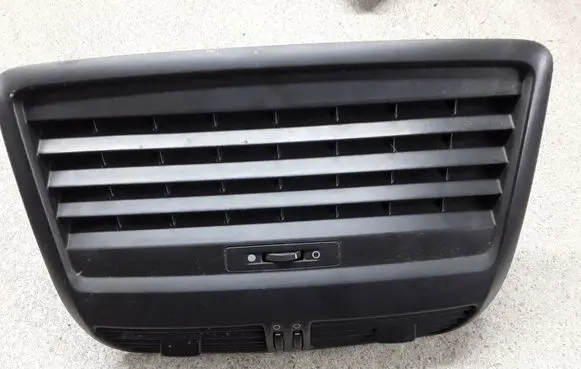 Fiat Croma Dash center air vent grill 735366430