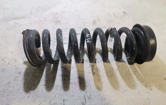 BMW M4 F82 F83 Rear coil spring