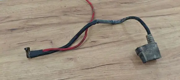 Skoda Octavia Mk2 (1Z) Positive cable (battery) 1K0971909B