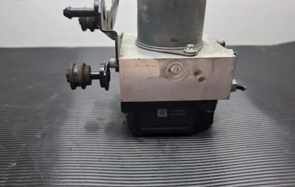 Volkswagen PASSAT B7 ABS Pump 3AA614109AF 3AA614109