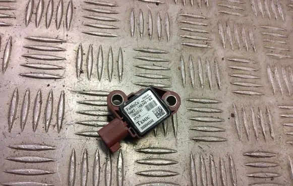Land Rover Discovery 4 - LR4 Airbag deployment crash/impact sensor 5h2z14b345ba