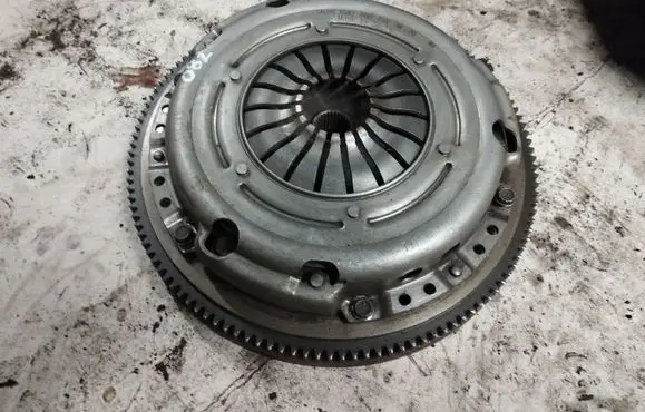 Skoda Octavia Mk1 (1U) Clutch set kit R030105271D 1878003966 308200796