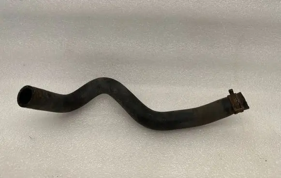 Volkswagen Touareg I Engine coolant pipe/hose 7L6121058C